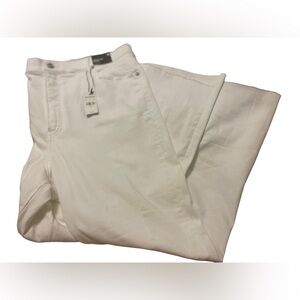 Express Cropped Flare High Rise Supersoft Size 18 NWT White Denim